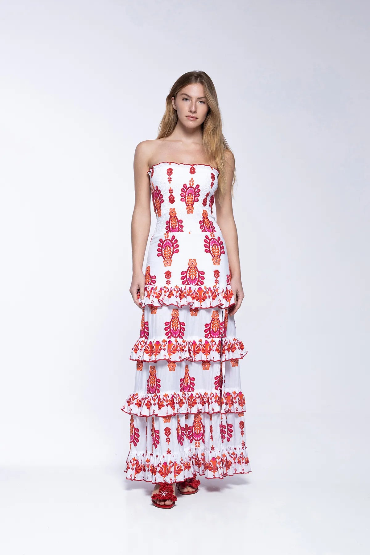 Robe brodée Lula - Rouge Topaz