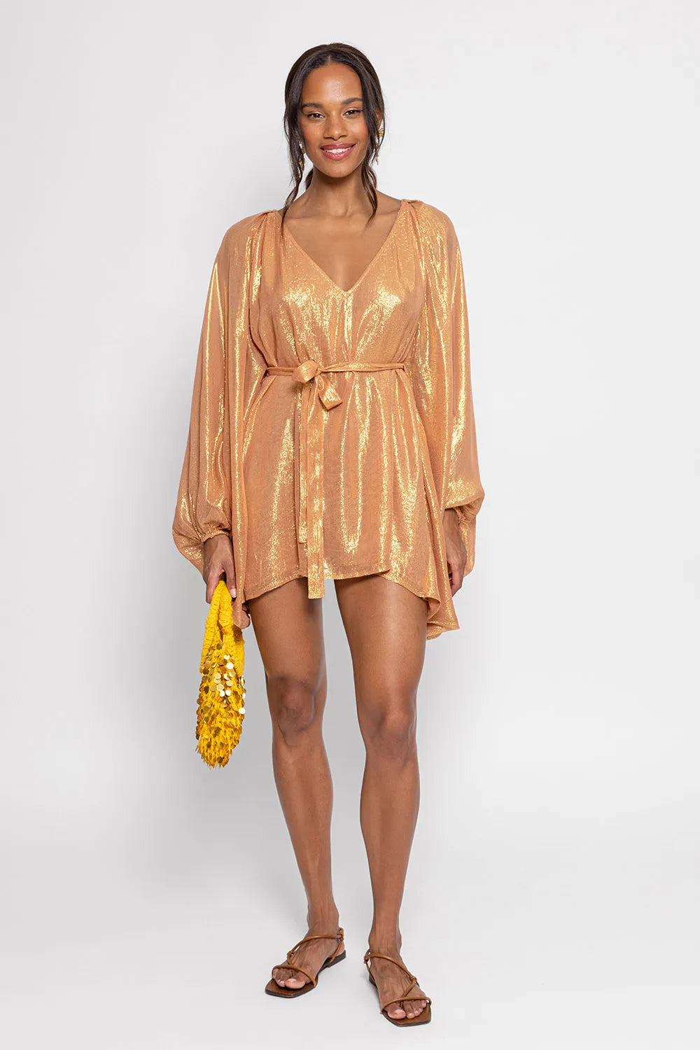 Robe caftan brillante à dos nu Elina