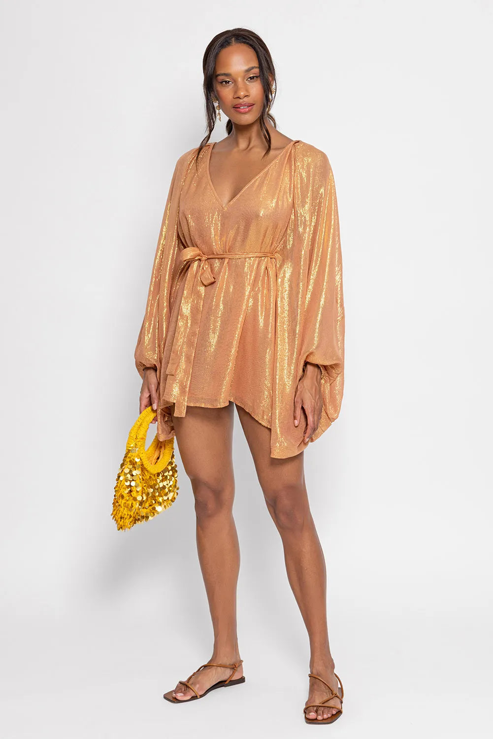 Robe caftan brillante à dos nu Elina
