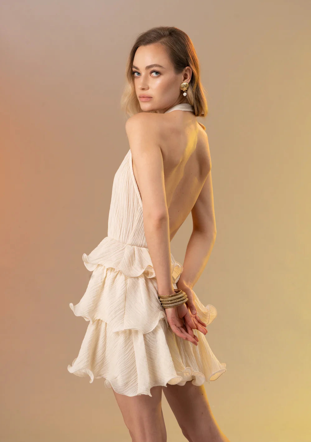 robe courte sofia dos nu creme