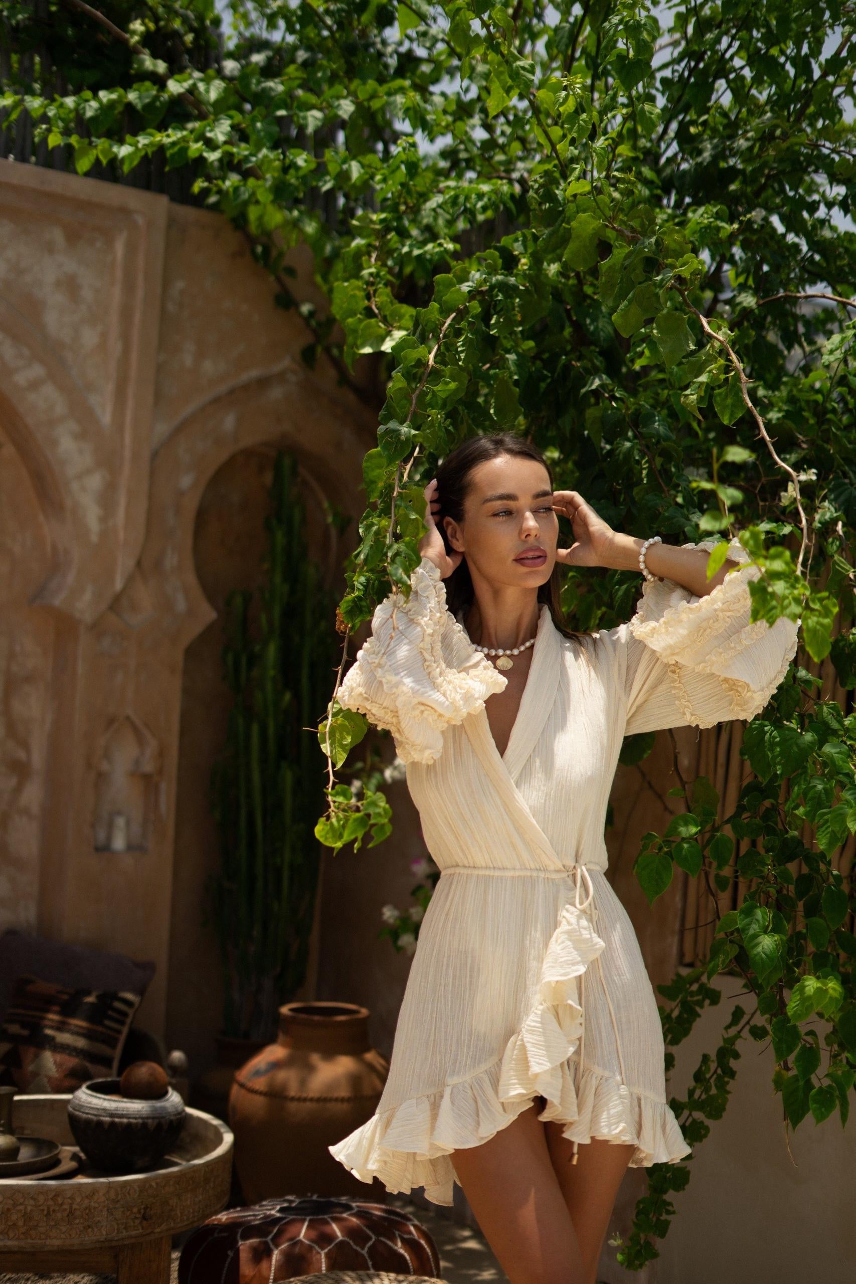 Robe courte portefeuille colette creme