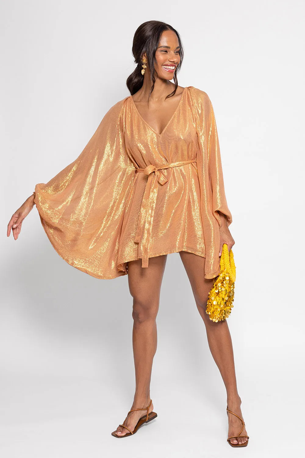 Robe caftan brillante à dos nu Elina